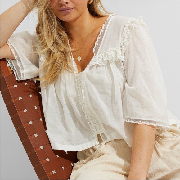 White Lace Trim Top Women’s Size Medium 100% Cotton - Picture 2 of 6